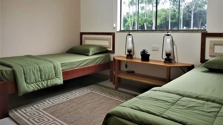 Sítio com Piscina e Área de Lazer Completa