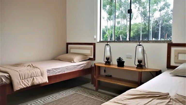 Sítio com Piscina e Área de Lazer Completa